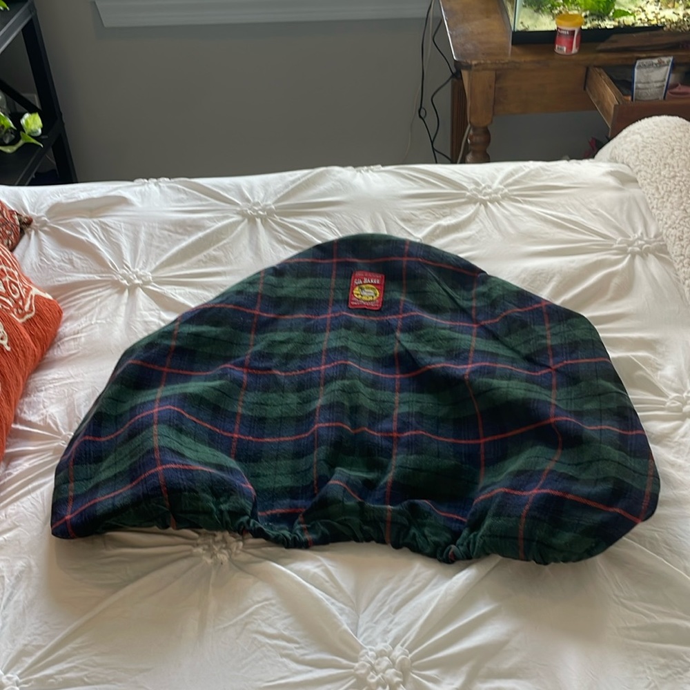 Classic Baker saddle cover